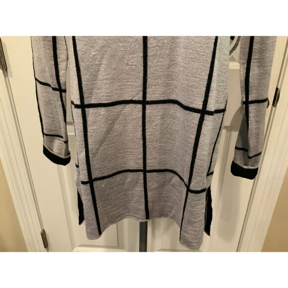 Curio Anthropologie Gray & Black Geometric Window Pane Turtleneck Sweater Size M - Picture 5 of 10